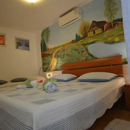 Fumi Apartment